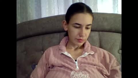 Diamond Dana online show from October 14, 1:57 pm