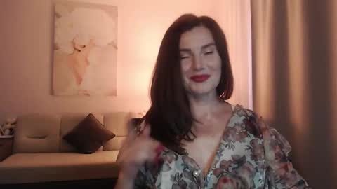 Diana DeLua online show from September 15, 4:04 pm