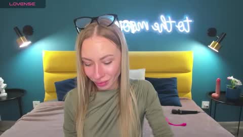 Diana  online show from October 2, 8:30 am