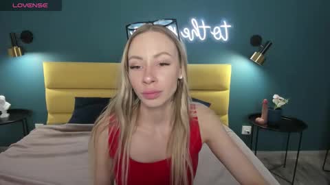 Diana  online show from September 15, 8:33 am