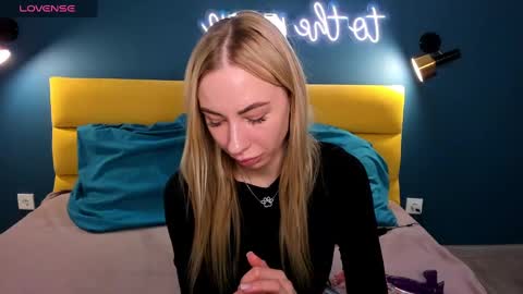 Diana  online show from January 24, 8:55 am