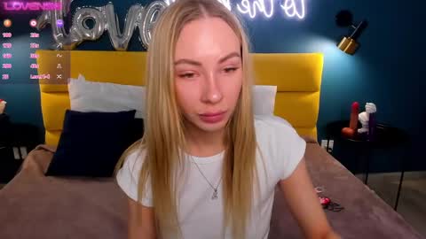 Diana  online show from February 21, 8:50 am