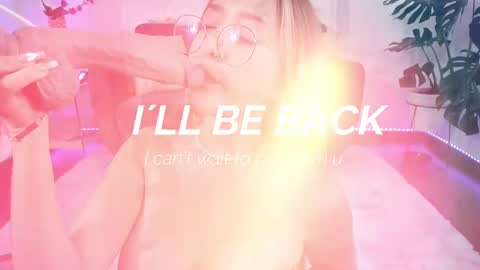   online show from March 5, 12:22 pm