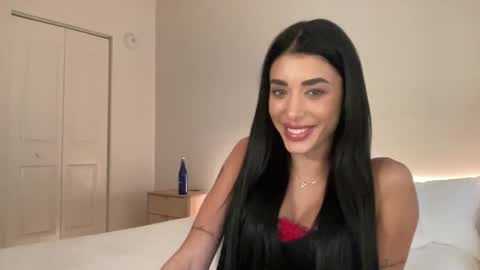 Diriany Isabel online show from November 12, 3:10 pm