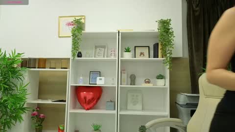 dirty_mature online show from February 8, 6:01 am