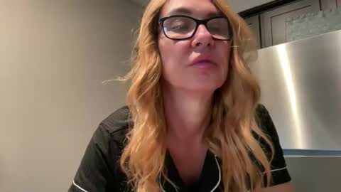 Daisy online show from April 2, 4:04 pm