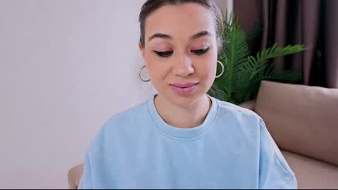 Tia online show from February 22, 10:40 am