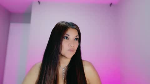 DivineLynn online show from October 26, 2:34 pm