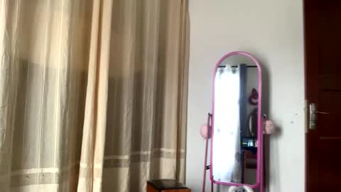 djayanah online show from April 10, 4:40 am