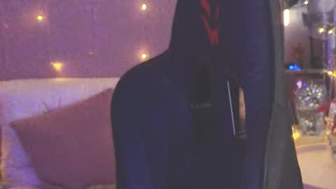 Jenia online show from February 3, 2:53 am