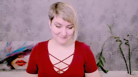 djullia online show from April 3, 6:11 am