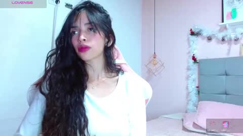 Dolce online show from December 15, 4:37 pm