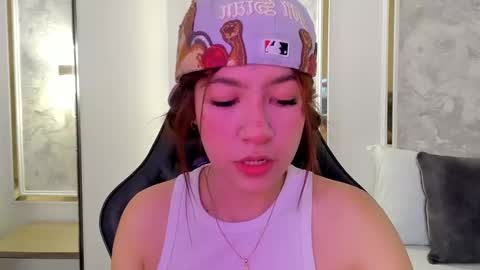 D  online show from September 23, 2:21 am