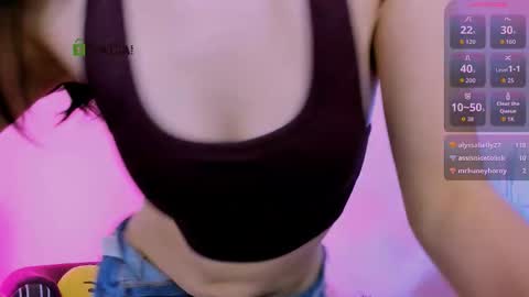 doll_vey online show from February 11, 11:12 am