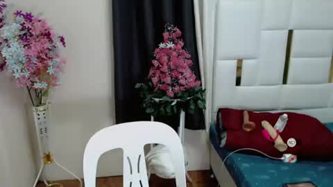 YUMEE online show from October 16, 9:34 am