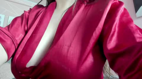 Call me Zoe  online show from January 21, 4:10 am