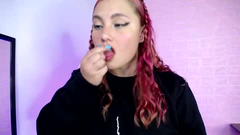   online show from January 7, 7:39 pm