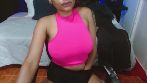  D O M I N K  online show from February 17, 10:07 am