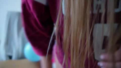 Donatella online show from February 13, 1:24 pm