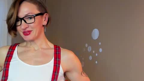 Dorothy Next stream on Monday at 3am-9am online show from February 10, 11:57 am