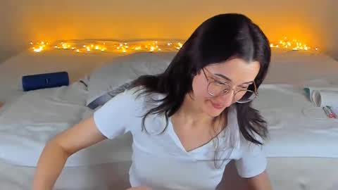 Your Dorotty online show from December 23, 1:51 am