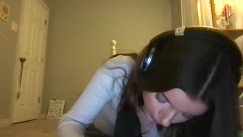 ur dream girl online show from March 3, 3:16 am