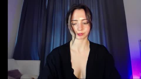 Nicole online show from February 27, 2:43 pm