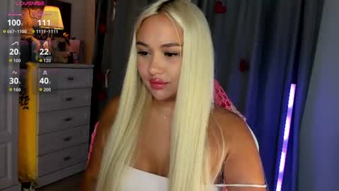  Mary   pvt open    use pink and blue app lovense online show from June 19, 3:04 pm