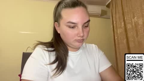 Mila online show from October 15, 4:53 pm