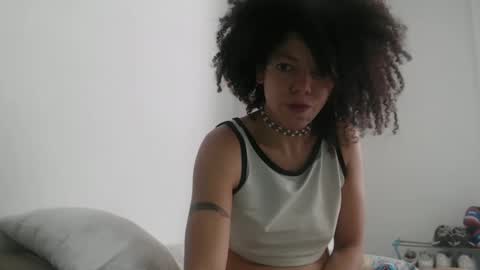 DreamyLatina online show from September 18, 3:10 pm