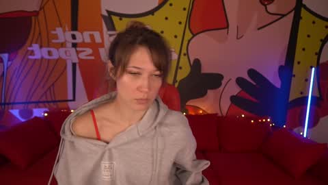 Lina online show from February 3, 7:29 am