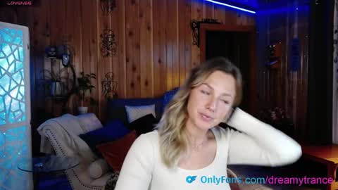 DreamyTrance online show from April 10, 6:30 am