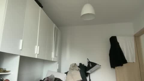 Dr. Resa online show from January 9, 10:30 am