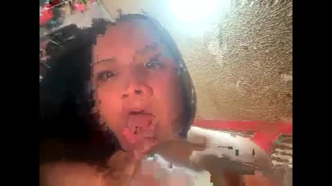 dulce2697 online show from April 29, 6:38 am