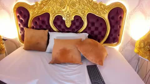 Lucy online show from February 17, 5:12 pm