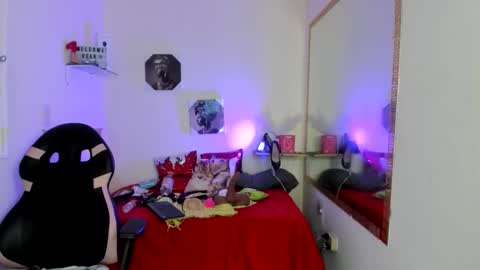 DULCE online show from June 3, 2:33 pm
