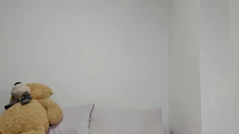 Dulce  online show from February 18, 12:17 pm