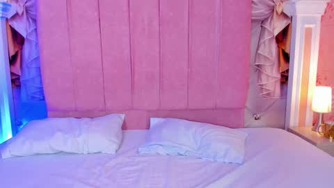 Dulce  online show from February 20, 6:19 am