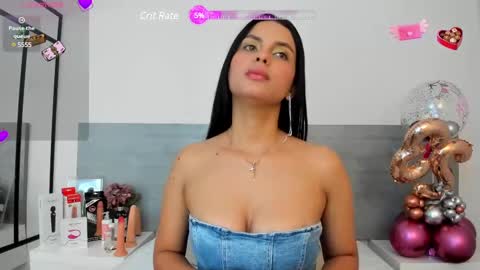 Dulce online show from February 13, 3:18 am