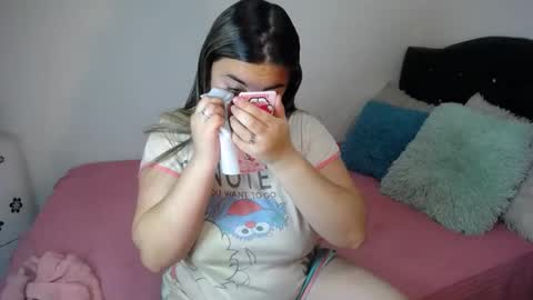 Nicole   online show from February 20, 7:12 am