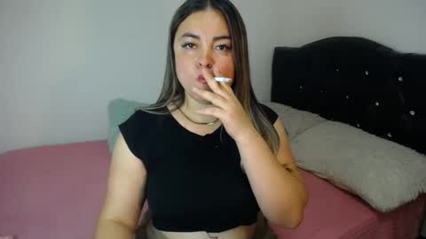 Nicole   online show from February 22, 10:26 pm