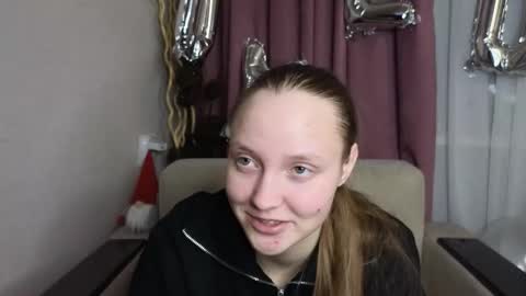 Jenny online show from February 28, 8:30 pm