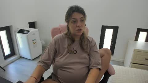 dayana online show from July 6, 6:18 am