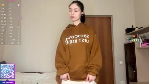 Emma online show from March 22, 5:24 am