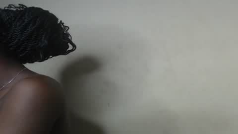 eatuupx online show from January 22, 7:35 am