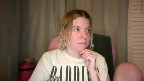 americnbarbie online show from April 2, 2:09 am