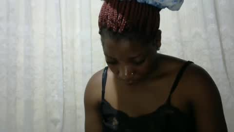 ebony_candy1998 online show from March 2, 6:14 am