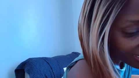 Ebony Melanie online show from April 2, 1:41 pm