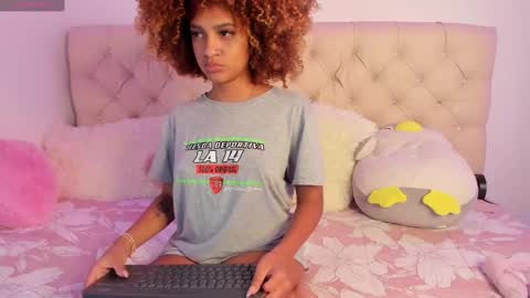 Queen Ebony online show from February 6, 12:54 am