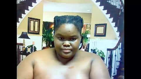 ebonyhotbuns4u2luv online show from February 26, 6:40 am